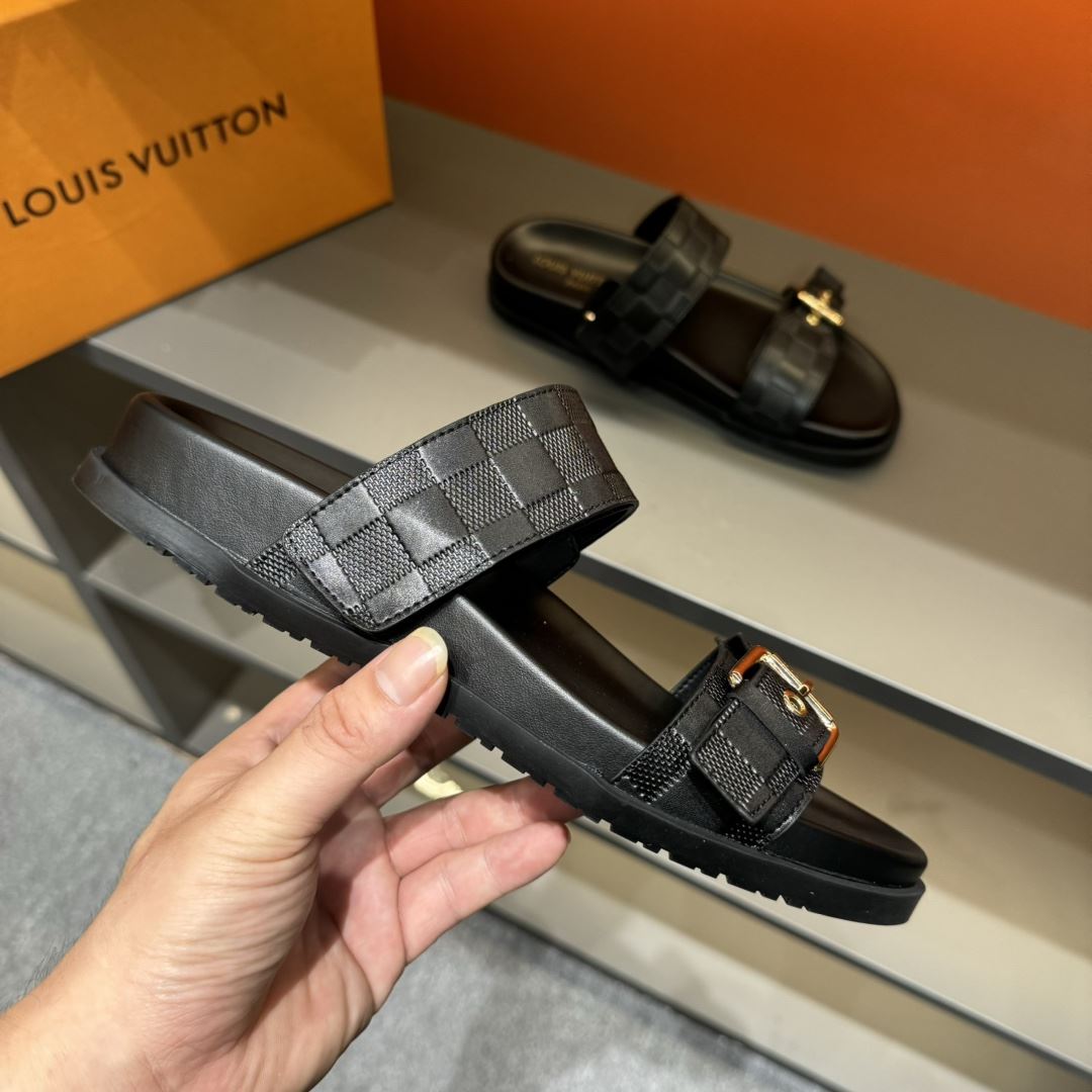 Louis Vuitton Slippers